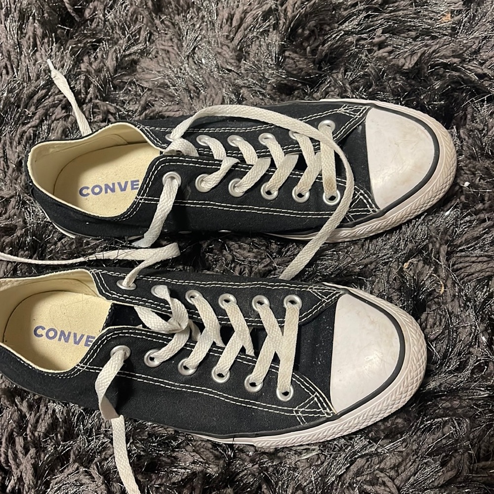 Black converse